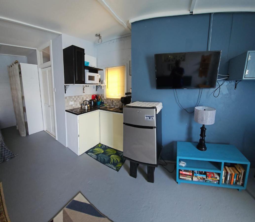 Ferienwohnung Gloria'S Mini Hideaway Christchurch Exterior foto