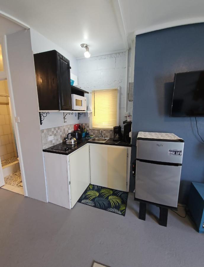 Ferienwohnung Gloria'S Mini Hideaway Christchurch Exterior foto